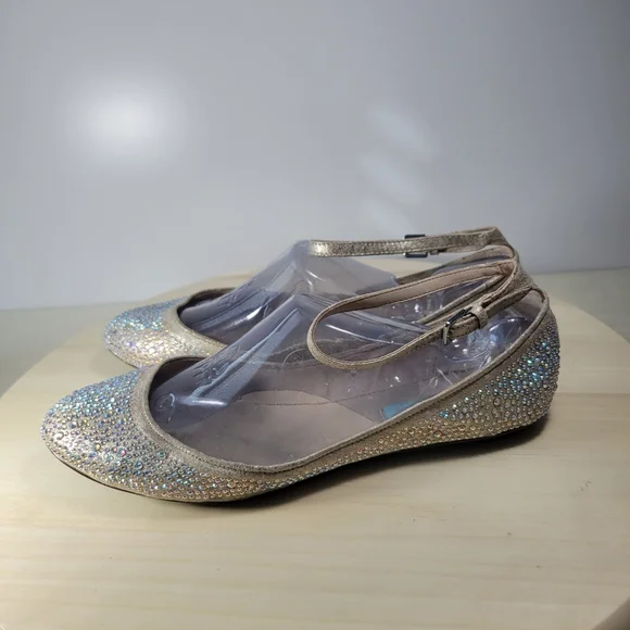 Betsey Johnson Joy Champagne Rhinestone Ballet Flats Womens Size 7.5 - Picture 3 of 10